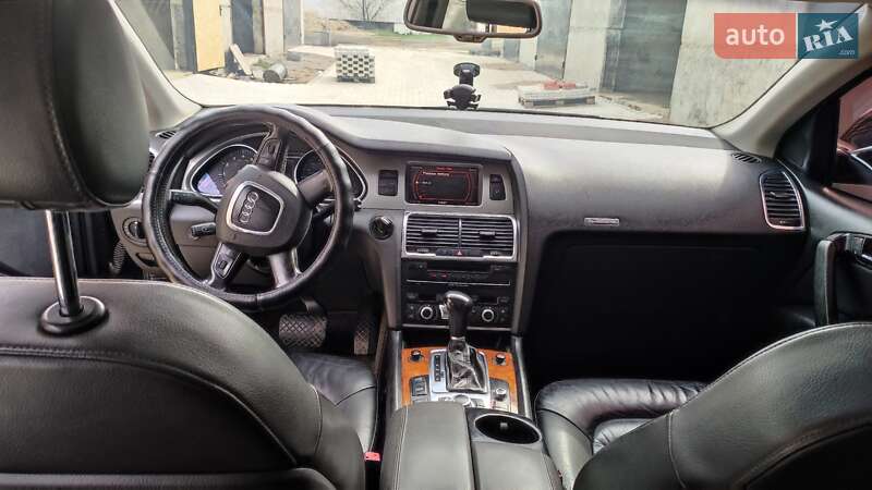 Позашляховик / Кросовер Audi Q7 2007 в Долинській