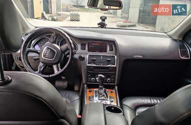 Внедорожник / Кроссовер Audi Q7 2007 в 