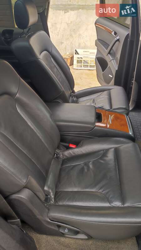 Позашляховик / Кросовер Audi Q7 2007 в Долинській