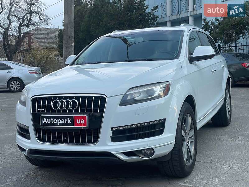 Позашляховик / Кросовер Audi Q7 2015 в Києві