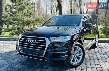 Внедорожник / Кроссовер Audi Q7 2016 в Киеве