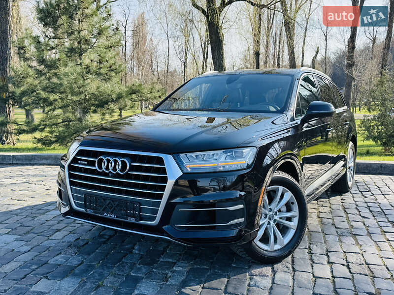 Audi Q7 2016
