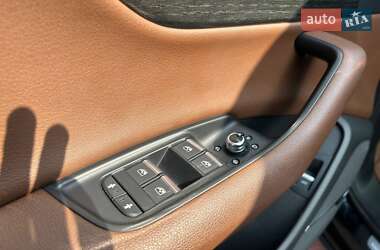 Внедорожник / Кроссовер Audi Q7 2017 в 