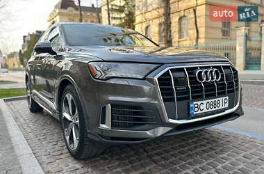 Внедорожник / Кроссовер Audi Q7 2020 в 
