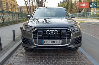 Внедорожник / Кроссовер Audi Q7 2020 в 