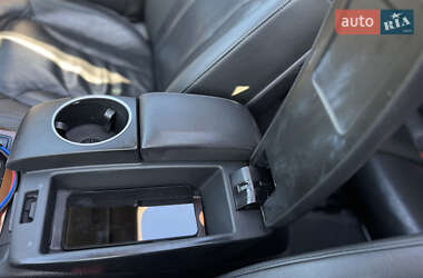 Внедорожник / Кроссовер Audi Q7 2015 в 