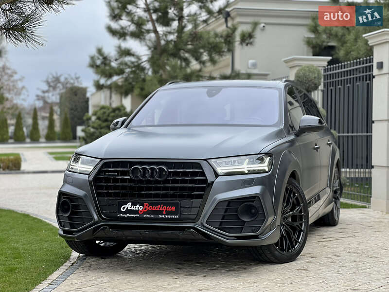 Внедорожник / Кроссовер Audi Q7 2017 в Одессе