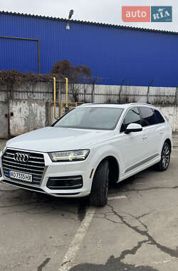 Позашляховик / Кросовер Audi Q7 2017 в Ужгороді