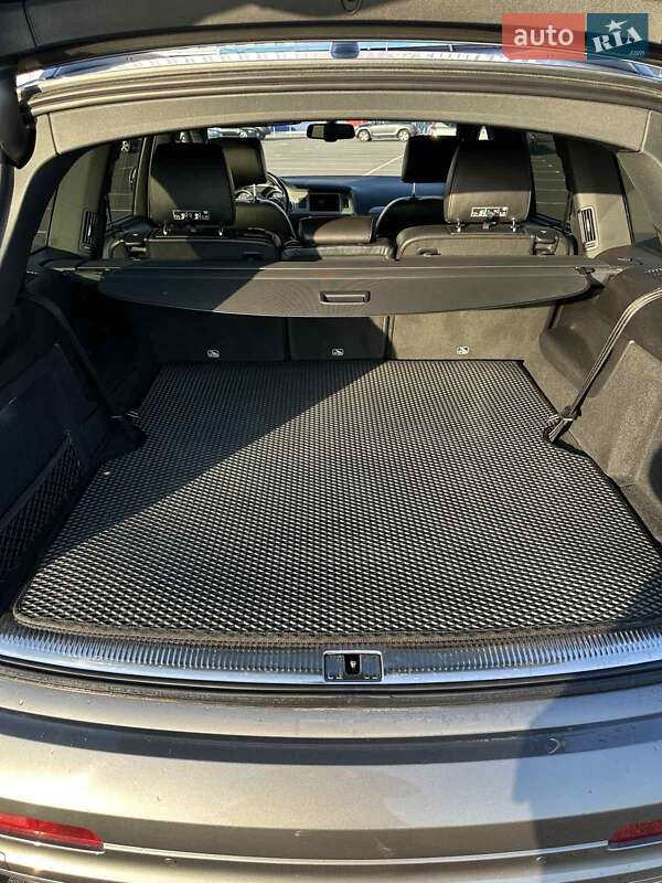 Внедорожник / Кроссовер Audi Q7 2015 в Ровно фото 8 Внедорожник / Кроссовер Audi Q7 2015 в Ровно