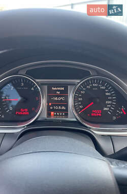 Внедорожник / Кроссовер Audi Q7 2007 в 