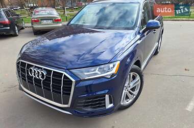 Внедорожник / Кроссовер Audi Q7 2020 в 