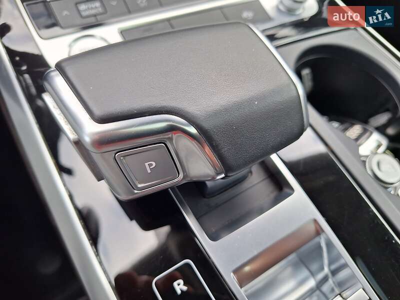 Позашляховик / Кросовер Audi Q7 2020 в Полтаві фото 7 Позашляховик / Кросовер Audi Q7 2020 в Полтаві