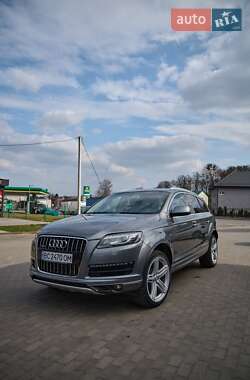 Внедорожник / Кроссовер Audi Q7 2014 в 