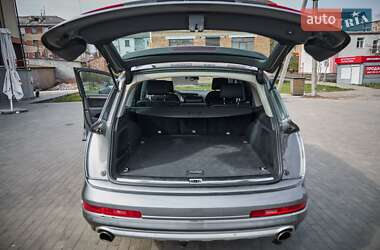 Внедорожник / Кроссовер Audi Q7 2014 в 