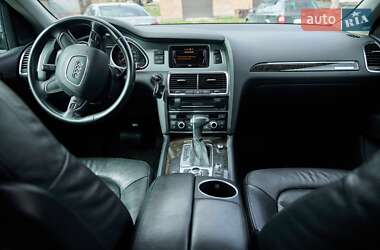 Внедорожник / Кроссовер Audi Q7 2014 в 