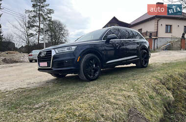 Внедорожник / Кроссовер Audi Q7 2019 в 