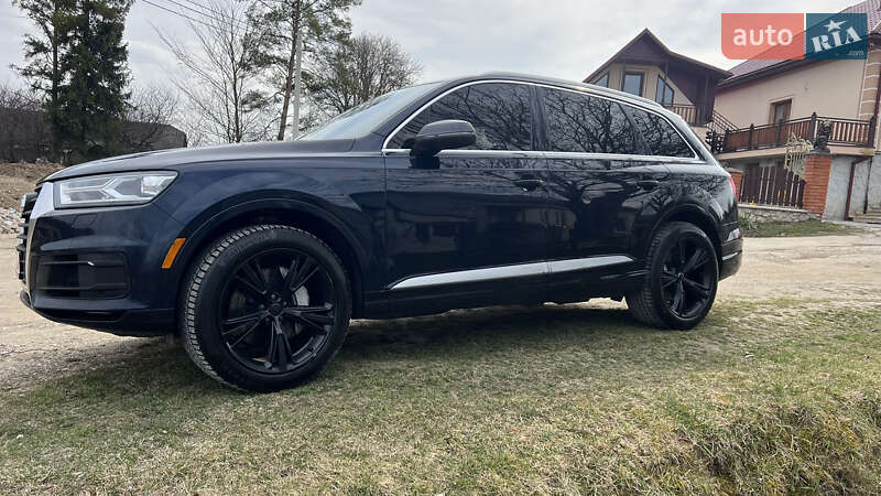 Внедорожник / Кроссовер Audi Q7 2019 в Тернополе