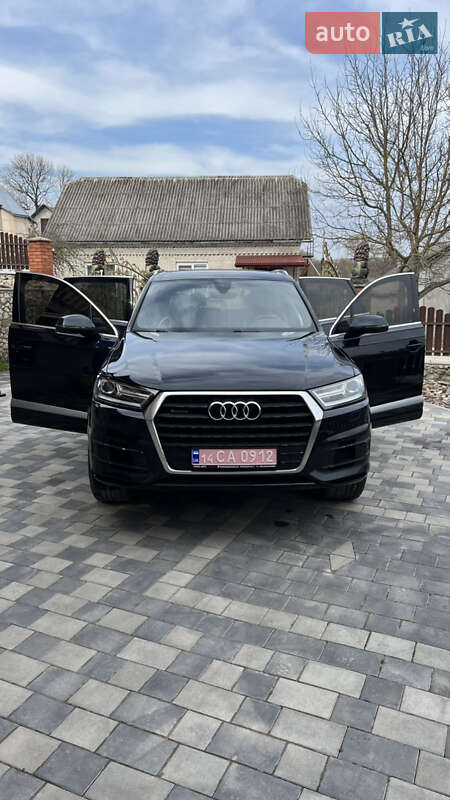 Внедорожник / Кроссовер Audi Q7 2019 в Тернополе
