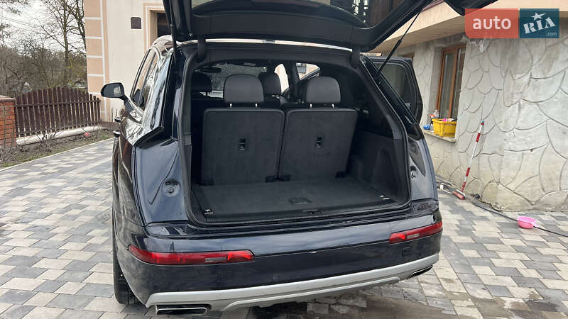 Внедорожник / Кроссовер Audi Q7 2019 в Тернополе