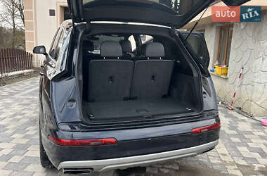 Внедорожник / Кроссовер Audi Q7 2019 в 