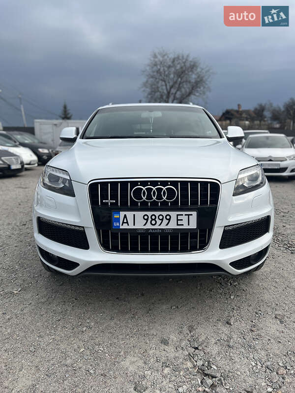 Внедорожник / Кроссовер Audi Q7 2013 в 