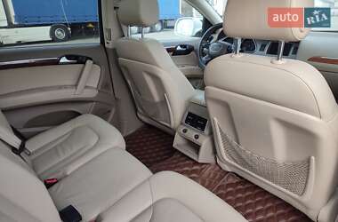 Внедорожник / Кроссовер Audi Q7 2013 в 