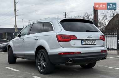 Внедорожник / Кроссовер Audi Q7 2013 в 