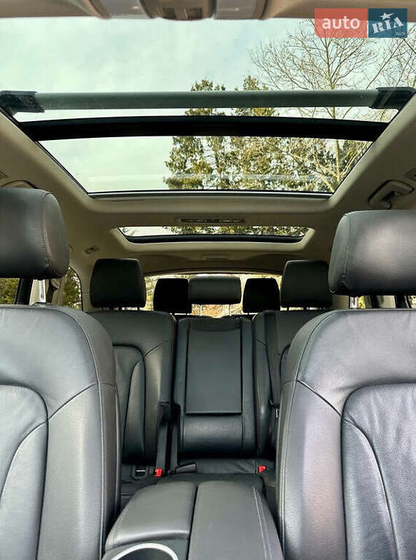 Позашляховик / Кросовер Audi Q7 2015 в Львові