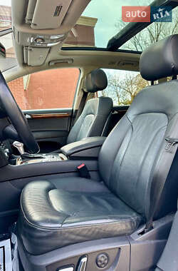 Внедорожник / Кроссовер Audi Q7 2015 в 
