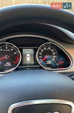 Позашляховик / Кросовер Audi Q7 2015 в 