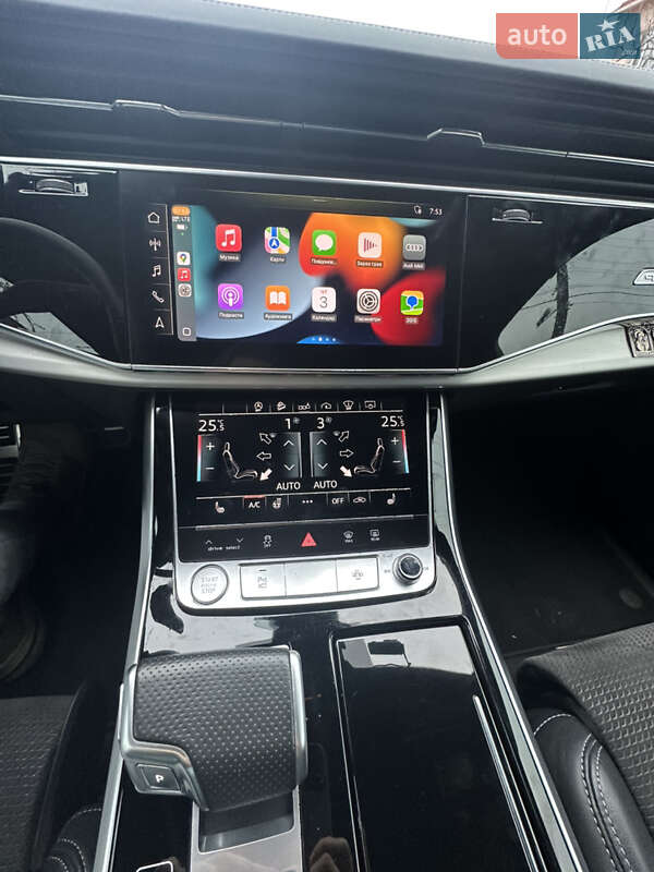 Внедорожник / Кроссовер Audi Q7 2020 в Киеве