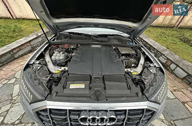 Внедорожник / Кроссовер Audi Q7 2020 в 