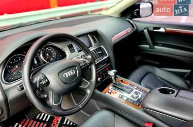 Внедорожник / Кроссовер Audi Q7 2014 в 