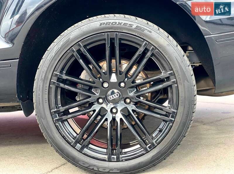 Внедорожник / Кроссовер Audi Q7 2014 в Киеве