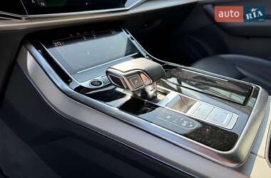 Внедорожник / Кроссовер Audi Q7 2020 в 