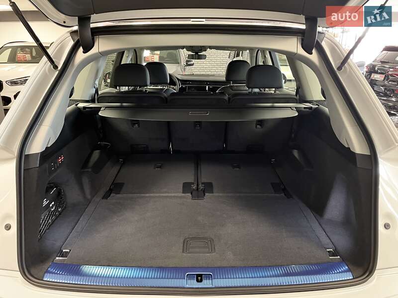 Позашляховик / Кросовер Audi Q7 2025 в Львові