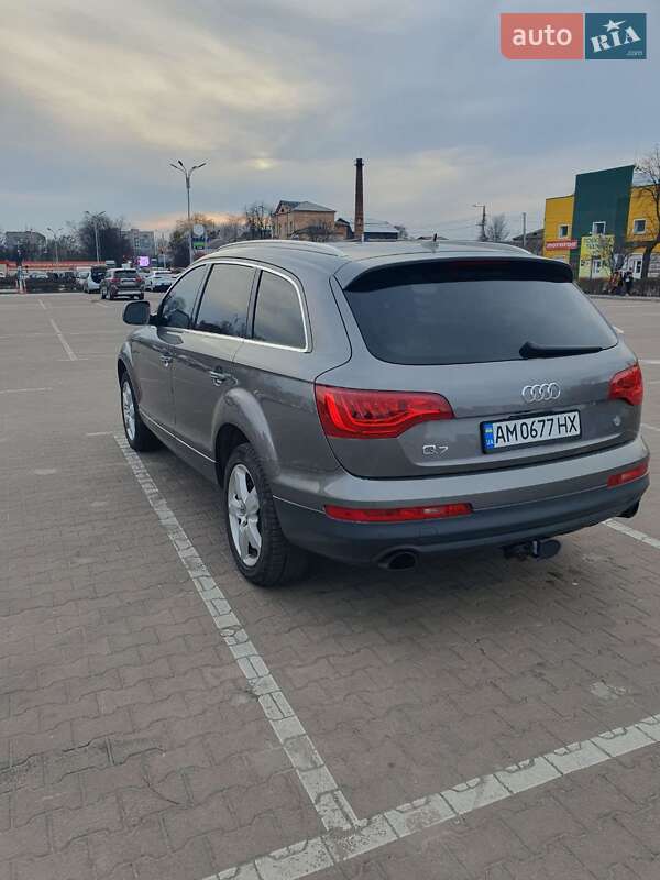 Внедорожник / Кроссовер Audi Q7 2012 в Житомире
