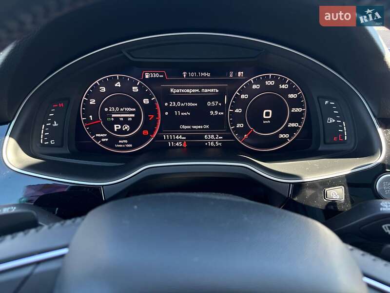 Позашляховик / Кросовер Audi Q7 2016 в Києві