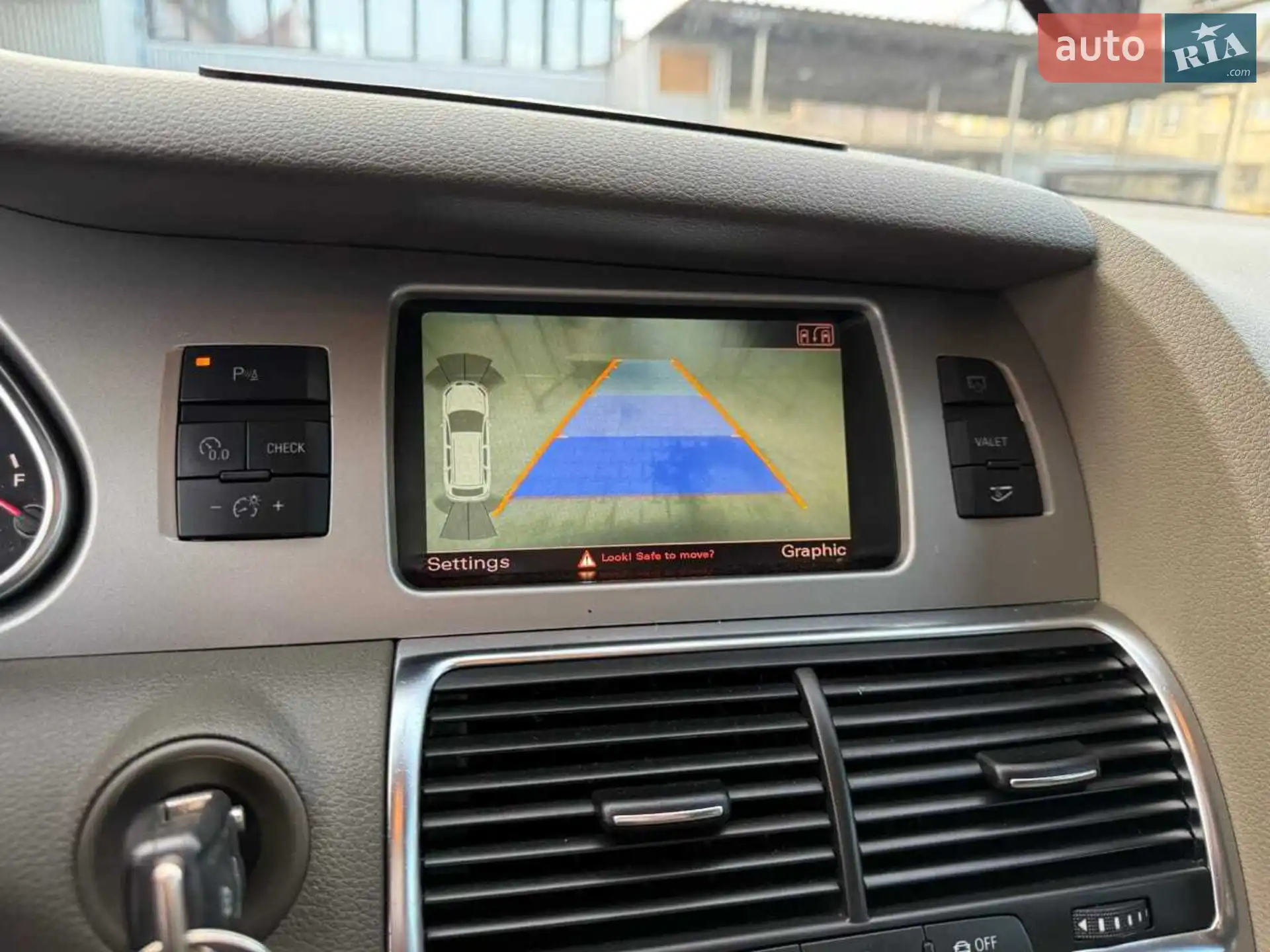 2011 Audi Q7 - мініатюра 9