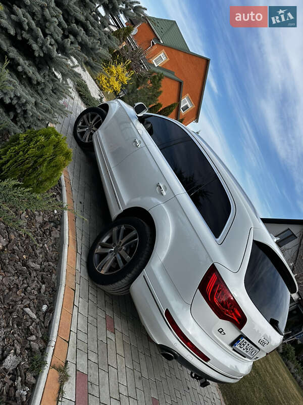 Внедорожник / Кроссовер Audi Q7 2015 в Виннице