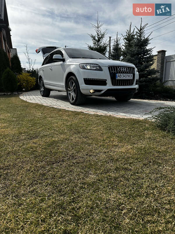 Внедорожник / Кроссовер Audi Q7 2015 в Виннице