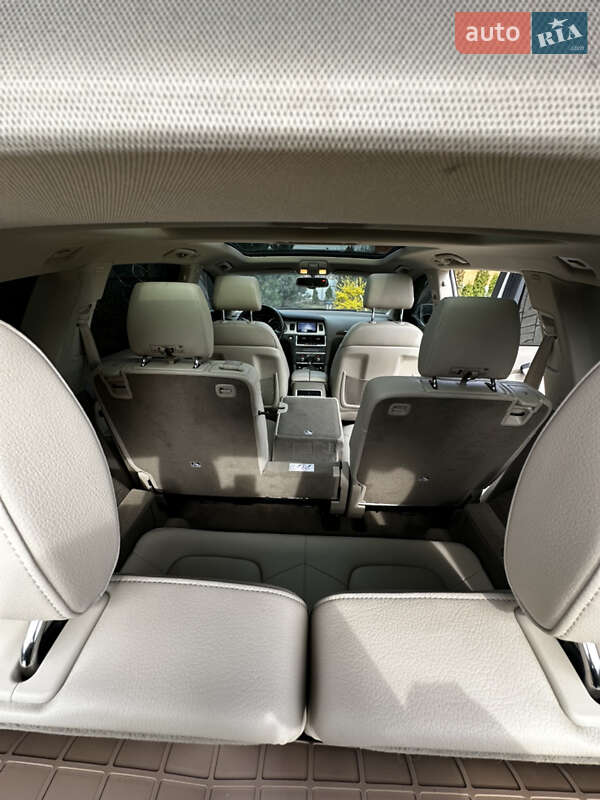 Внедорожник / Кроссовер Audi Q7 2015 в Виннице