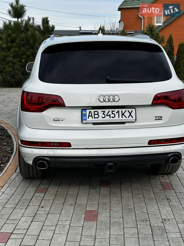 Внедорожник / Кроссовер Audi Q7 2015 в Виннице