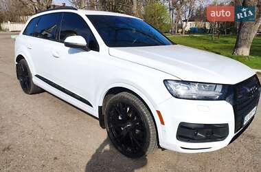 Внедорожник / Кроссовер Audi Q7 2019 в 