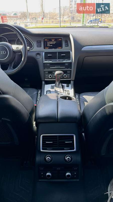 Позашляховик / Кросовер Audi Q7 2014 в Кропивницькому
