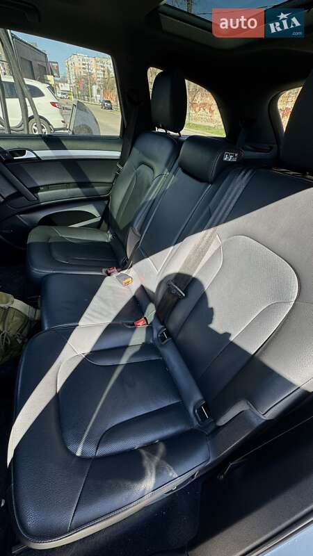 Позашляховик / Кросовер Audi Q7 2014 в Кропивницькому