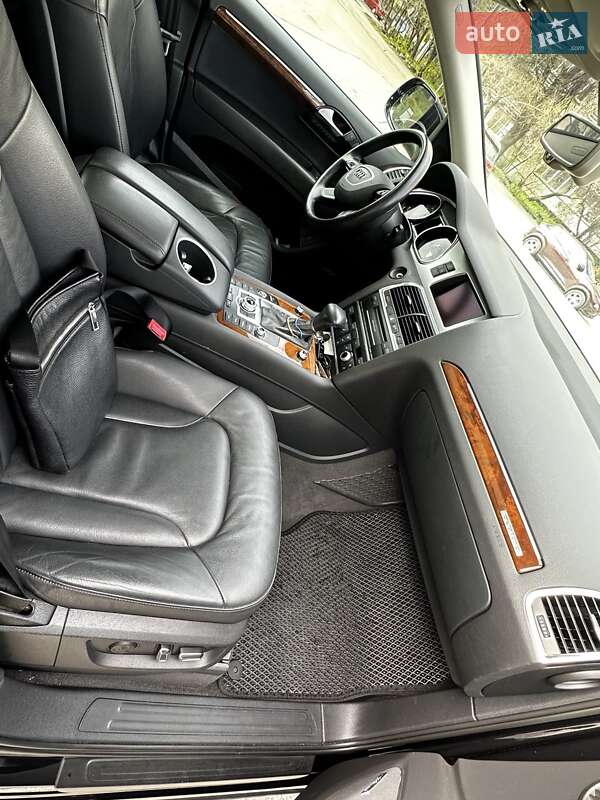 Внедорожник / Кроссовер Audi Q7 2013 в Днепре