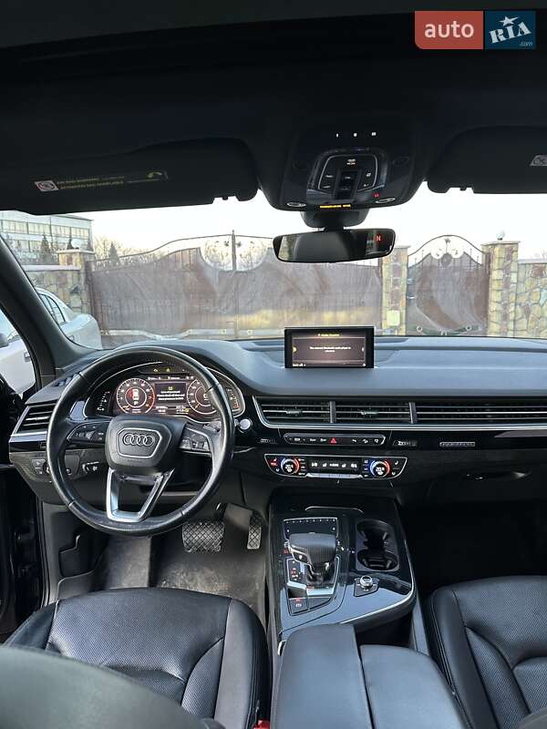 Позашляховик / Кросовер Audi Q7 2016 в Івано-Франківську