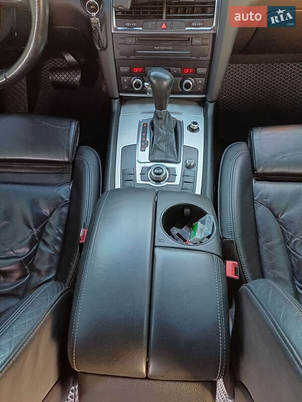 Внедорожник / Кроссовер Audi Q7 2009 в Изяславе
