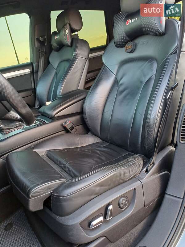 Внедорожник / Кроссовер Audi Q7 2009 в Изяславе
